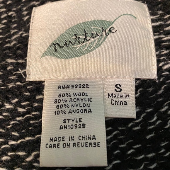 Nurture Black & White Sweater Cardigan sz Small - Picture 6 of 7